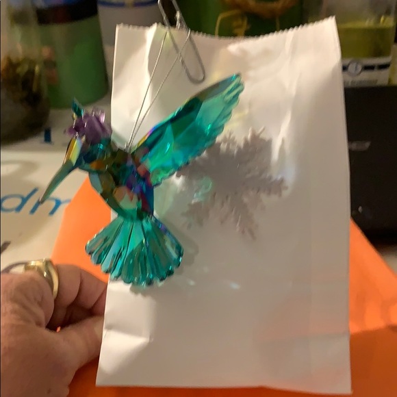 Beautiful Amethyst Iridescent Hummingbird Ornament - Picture 7 of 9